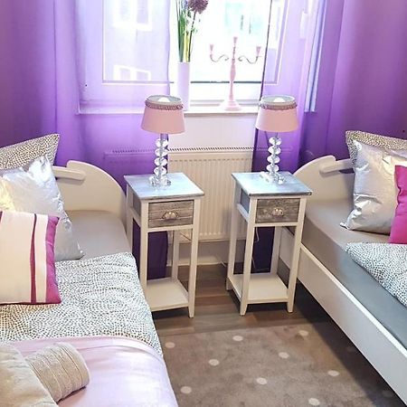 Elena Flat Lavendel Duisburg Zentrum Extérieur photo