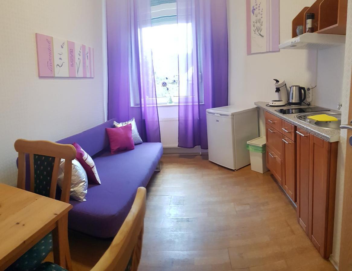 Elena Flat Lavendel Duisburg Zentrum Extérieur photo