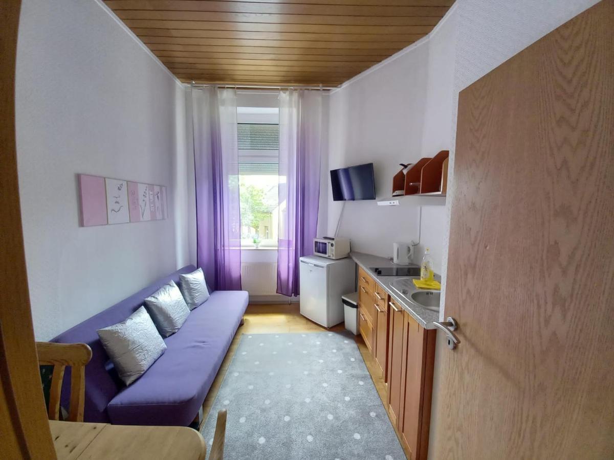 Elena Flat Lavendel Duisburg Zentrum Extérieur photo