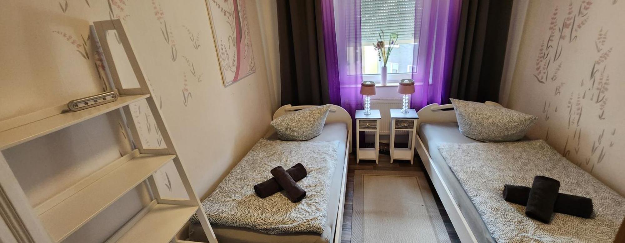 Elena Flat Lavendel Duisburg Zentrum Extérieur photo